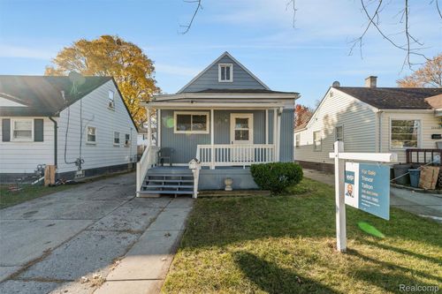 20462 Hollywood St, Harper Woods, MI, 48225-1159 | Card Image