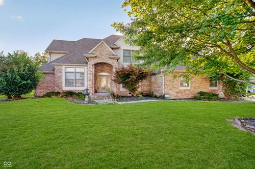 842 Eastgate Dr, Anderson, IN, 46012-9690 | Card Image