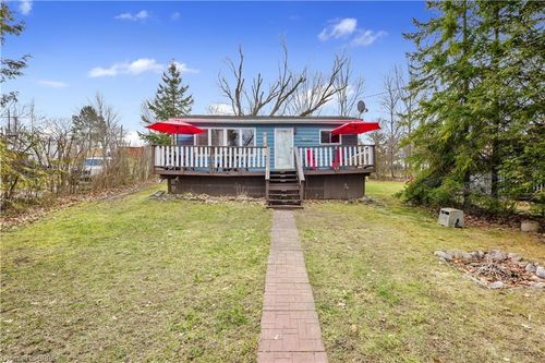 11-422 Island Rd, Akwesasne, ON, K6H5R7 | Card Image
