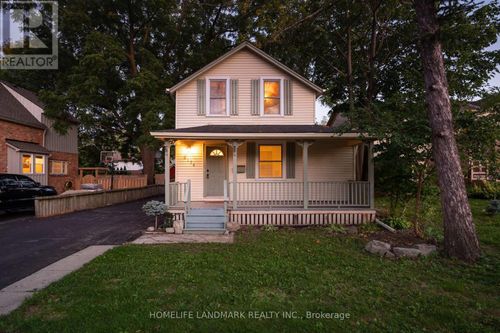 2174 New St, Burlington, ON, L7R1H8 | Card Image