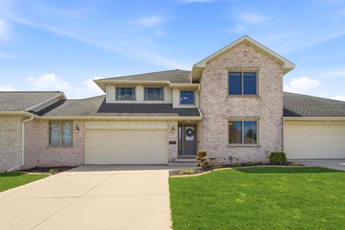 4025 Ponce De Leon Boulevard, Hobart, WI, 54155 | Card Image