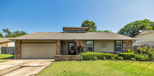 2847 115th Pl, Jenks, OK, 74037-2455 | Card Image