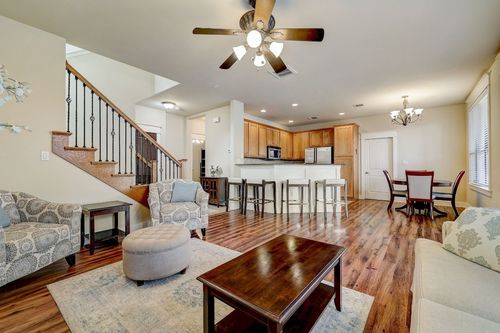 6909 Trimaran Cv, Jonestown, TX, 78645-4538 | Card Image