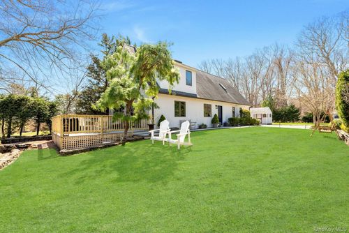 25 Miami Ave, Peconic, NY, 11958-1155 | Card Image