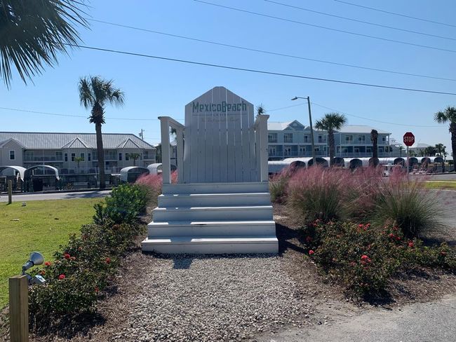 231 Hardy St, House other with 3 bedrooms, 2 bathrooms and 6 parking in Port St. Joe FL | Image 52