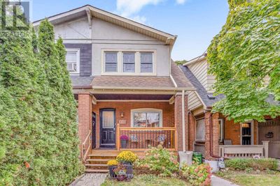 2053 Gerrard St E, House other with 4 bedrooms, 2 bathrooms and null parking in Toronto ON | Image 1