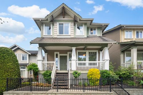 23359 Kanaka Way, Maple Ridge, BC, V2W0B7 | Card Image