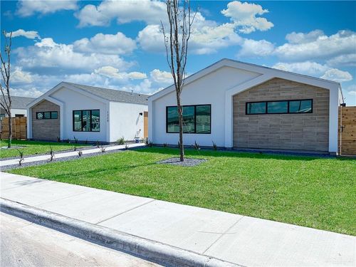412 Sparrow Rd, Weslaco, TX, 78596-1508 | Card Image