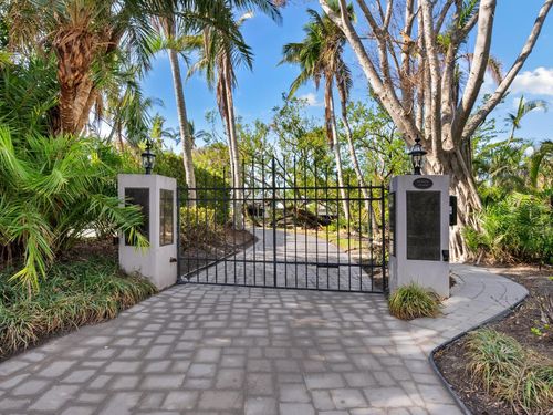 3460 Flamingo Ave, SARASOTA, FL, 34242-1004 | Card Image