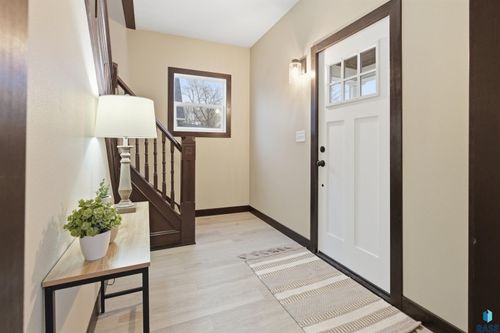 203 S Sherman Ave Avenue, Colton, SD, 57018-2132 | Card Image