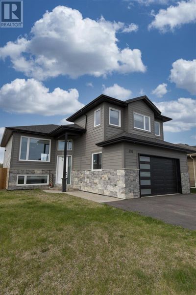 497 Muskrat Dr, Home with 5 bedrooms, 3 bathrooms and null parking in Thunder Bay ON | Image 3