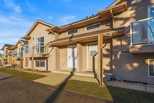 5-4626 44 St, Sylvan Lake, AB, T4S1W7 | Card Image