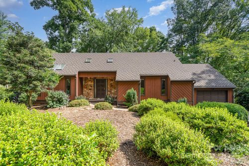1601 Wandering Way Dr, Charlotte, NC, 28226-5733 | Card Image