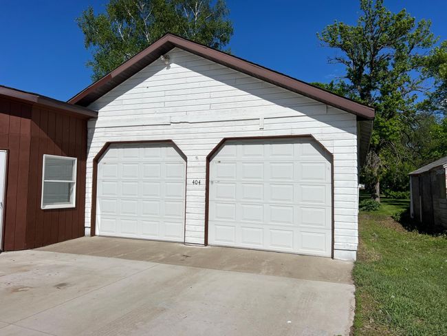 404 1 St St S, House other with 2 bedrooms, 1 bathrooms and null parking in Hoffman MN | Image 35