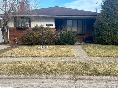 25914 Normandy St, Roseville, MI, 48066-5746 | Card Image