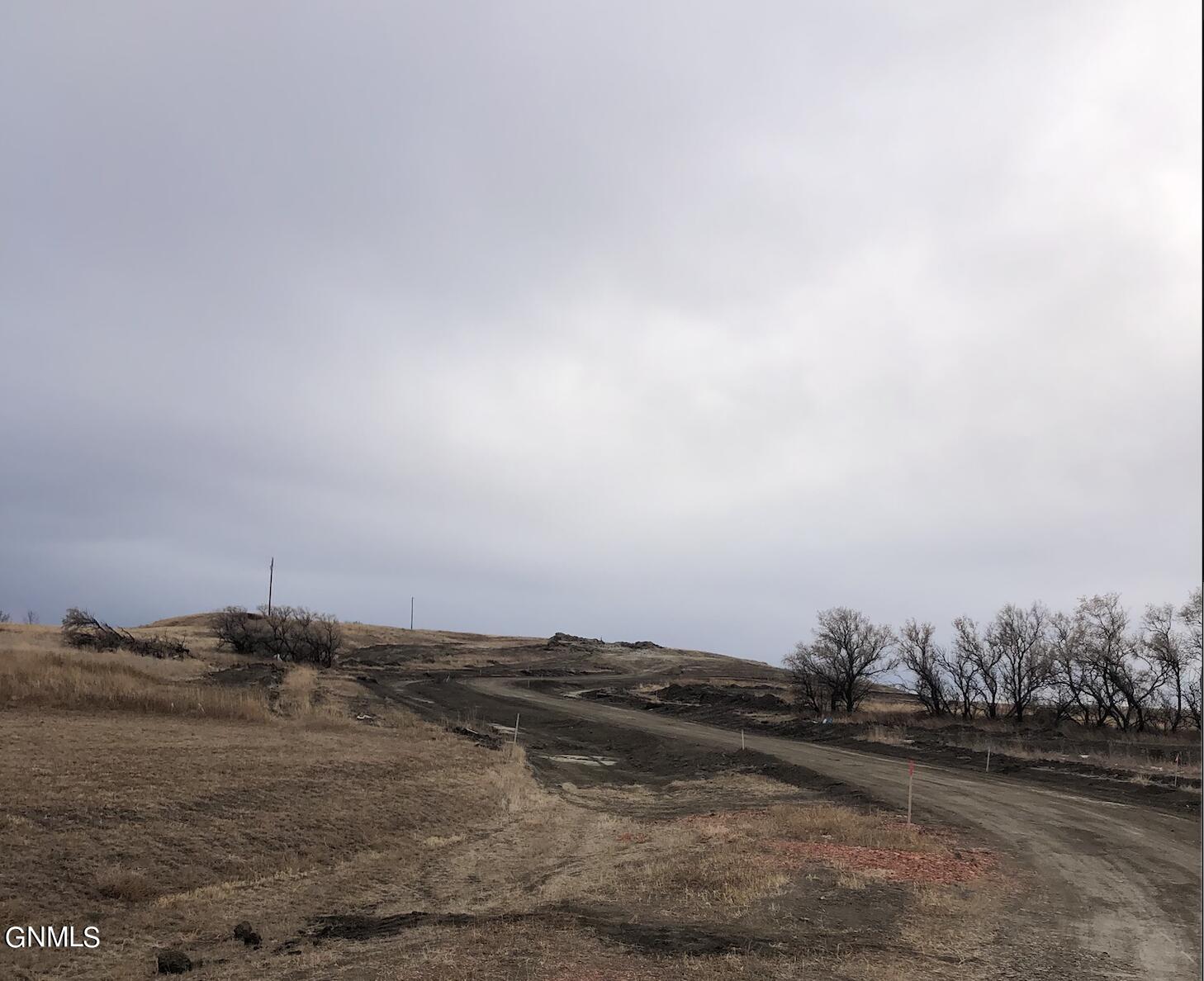 Land in Watford City 3
