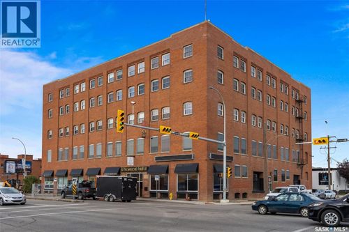 305-1275 Broad St, Regina, SK, S4R1Y2 | Card Image