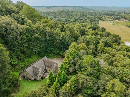 410 Britton Hollow Rd, Pulaski, TN, 38478-7275 | Card Image