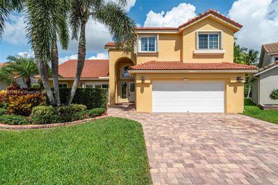 477 Spinnaker, House other with 5 bedrooms, 3 bathrooms and null parking in Weston FL | Image 1