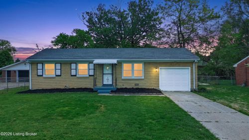 11214 Deering Rd, Louisville, KY, 40272-4374 | Card Image