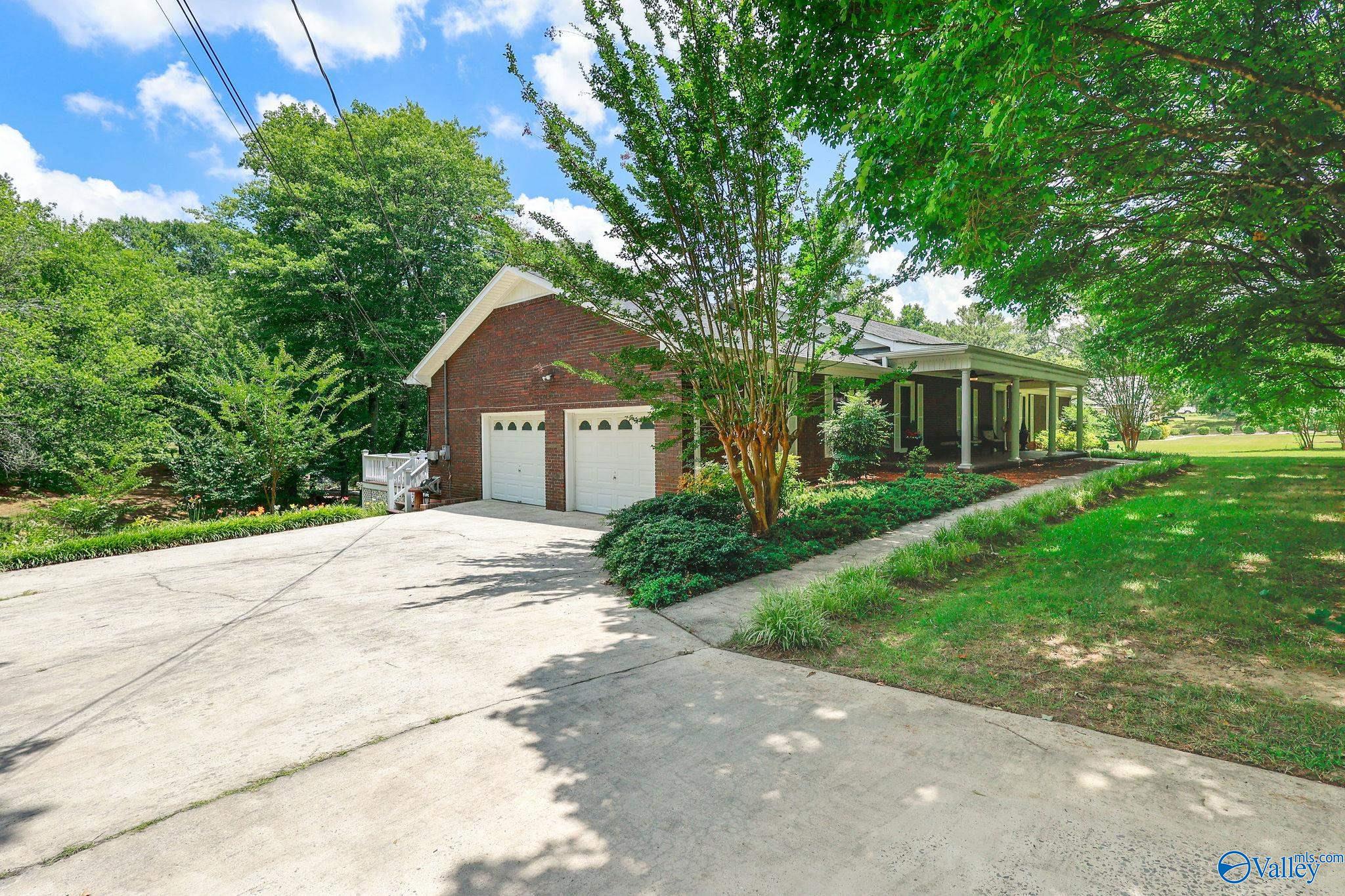Holter Ave, Albertville, AL 35951 #1