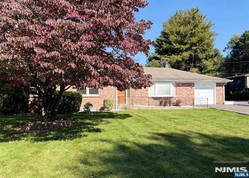 66 Enclosure Street, Nutley, NJ, 07110 | Card Image