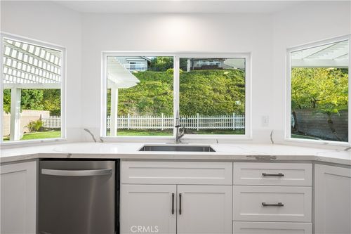 738 S Fairway Ln, Anaheim, CA, 92807-4802 | Card Image