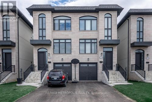 lower-25 Antonio Court, Toronto (Humber Summit), ON, M9L2J7 | Card Image