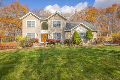 2 Lori Court, House other with 5 bedrooms, 3 bathrooms and null parking in Ramapo NY | Image 1