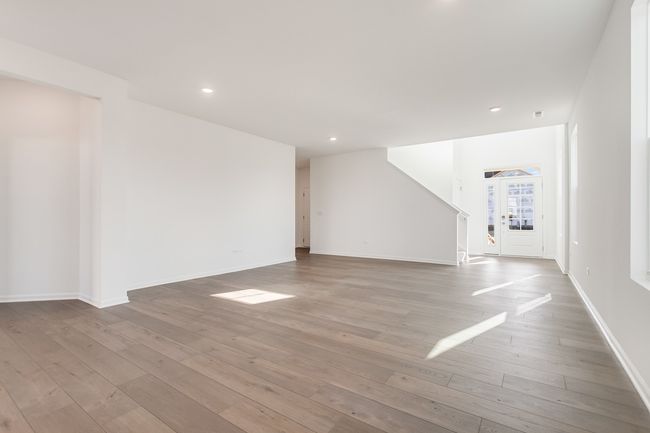 8530 Sperry Ct, Townhouse with 3 bedrooms, 3 bathrooms and 2 parking in Woodridge IL | Image 5