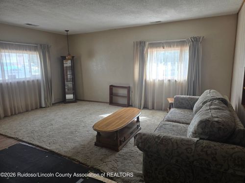 402 Aspen St, Carrizozo, NM, 88301-8037 | Card Image