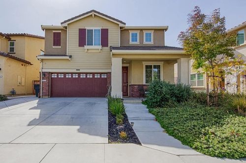 252 Lasata Dr, Tracy, CA, 95377-8441 | Card Image