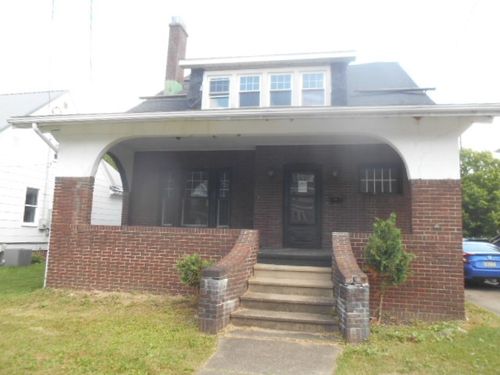 27 Frederick St, Corry, PA, 16407-1111 | Card Image