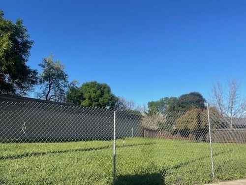 2007 E Washington St, Stockton, CA, 95205-5616 | Card Image