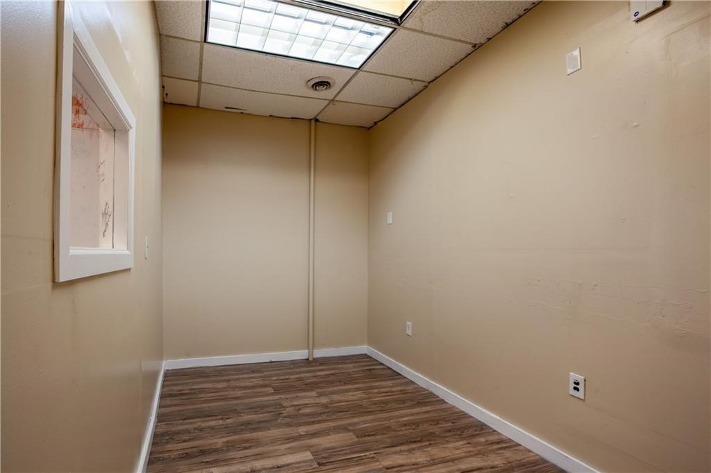 Commercial Lease in Rochester 4