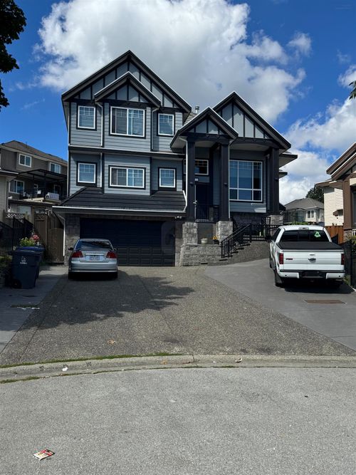 7171 151 St, Surrey, BC, V3S7Y8 | Card Image