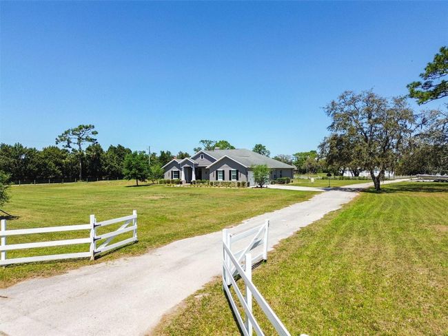 15513 Phillips Rd, House other with 4 bedrooms, 3 bathrooms and null parking in ODESSA FL | Image 88
