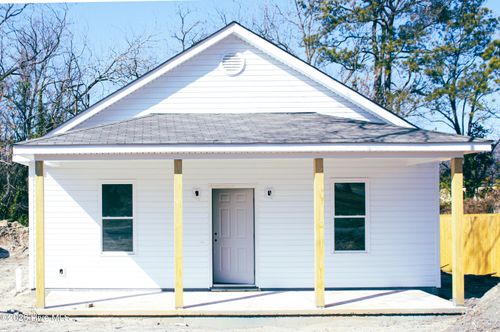 413 N Virginia St, Goldsboro, NC, 27530-2633 | Card Image