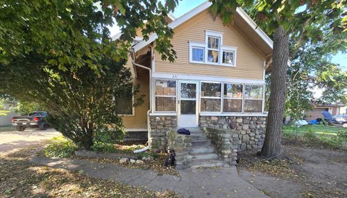 221 Grand St, Michigan Center, MI, 49254-1111 | Card Image