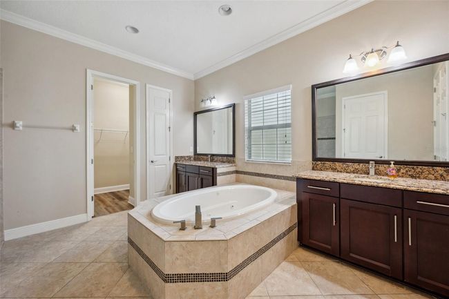 Primary bath 2 | Image 34