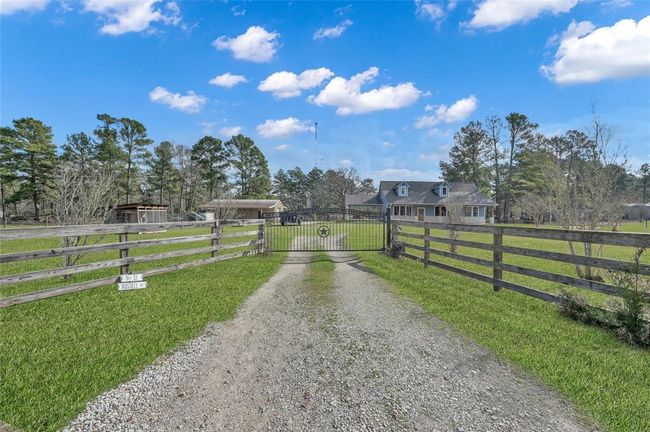 20900 Welch Rd, House other with 4 bedrooms, 2 bathrooms and 2 parking in Richards TX | Image 4