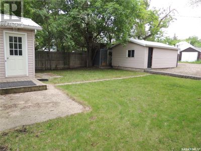 625 2nd St, House other with 4 bedrooms, 2 bathrooms and null parking in Estevan SK | Image 3