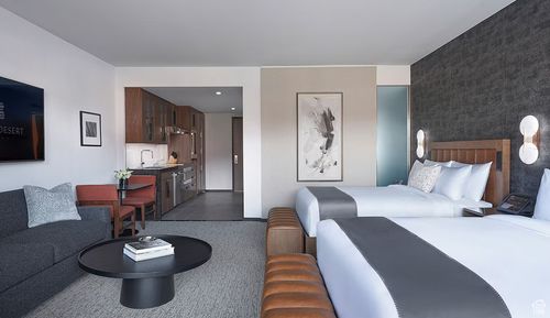 45202-1500 E Black Desert Dr, Ivins, UT, 84738-1327 | Card Image