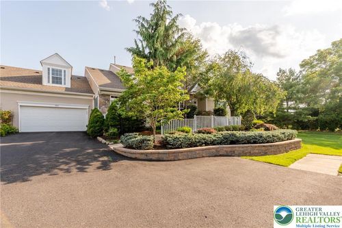 1866 Felicity Ln, Hellertown, PA, 18055-3417 | Card Image