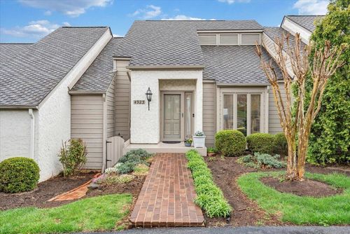 4923 Hunting Hills Ct, Roanoke, VA, 24018 | Card Image