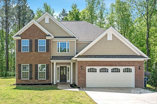 420 E Unionville Indian Trail Rd, Unionville, NC, 28110-8216 | Card Image