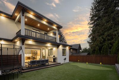 1693 Smith Ave, House other with 8 bedrooms, 8 bathrooms and 5 parking in Coquitlam BC | Image 3