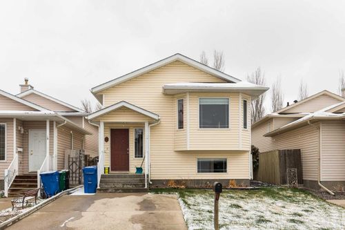 53 St James Cres N, Lethbridge, AB, T1H6M5 | Card Image