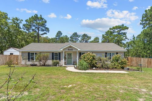 230 Park Ave, Pinebluff, NC, 28373-8004 | Card Image