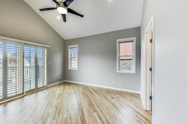 APT-3 - 2249 W Foster Ave, Home with 2 bedrooms, 2 bathrooms and null parking in CHICAGO IL | Image 9